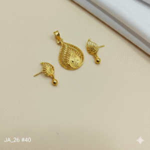 Leaf Design Golden Pendant & Earrings Set - DN- 40
