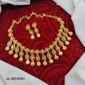 Classic Gold Finish Necklace & Earring Set  DN-2561