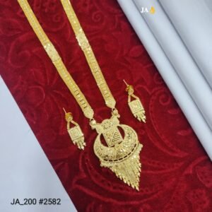 Elegant Traditional Gold Necklace Set with Designer Pendant & Earrings DN-2582