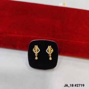 Gold-Plated Floral Lattice Drop Earrings  DN - 2719